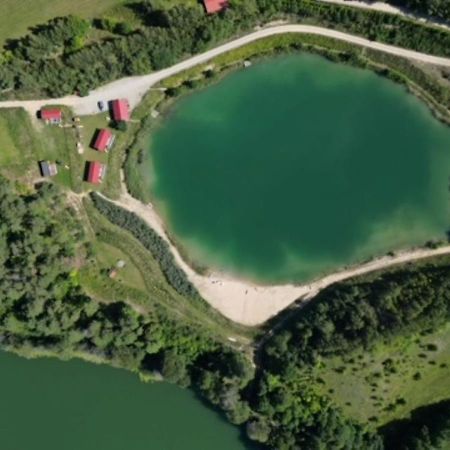 Miedzy Wodami - Domki Na Mazurach Mikołajki Exteriör bild