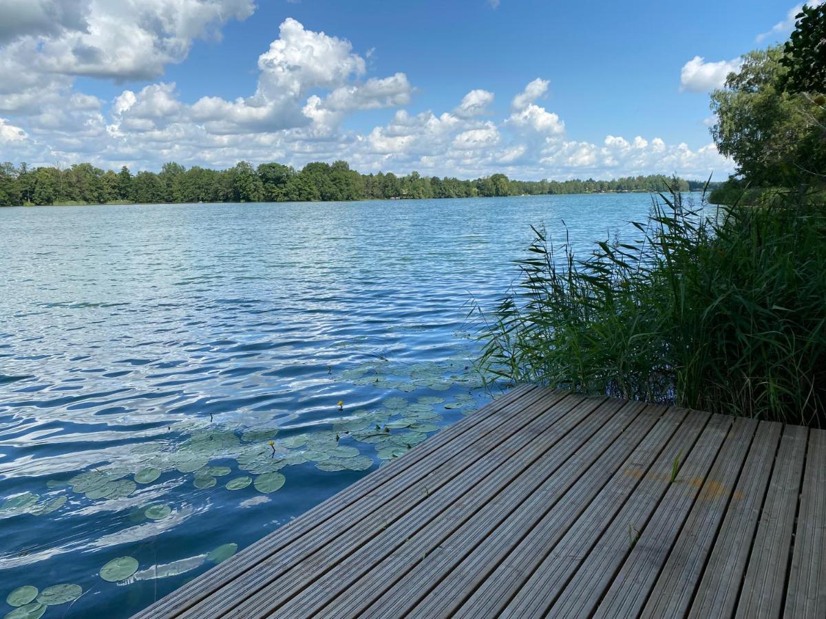 Miedzy Wodami - Domki Na Mazurach Mikołajki Exteriör bild