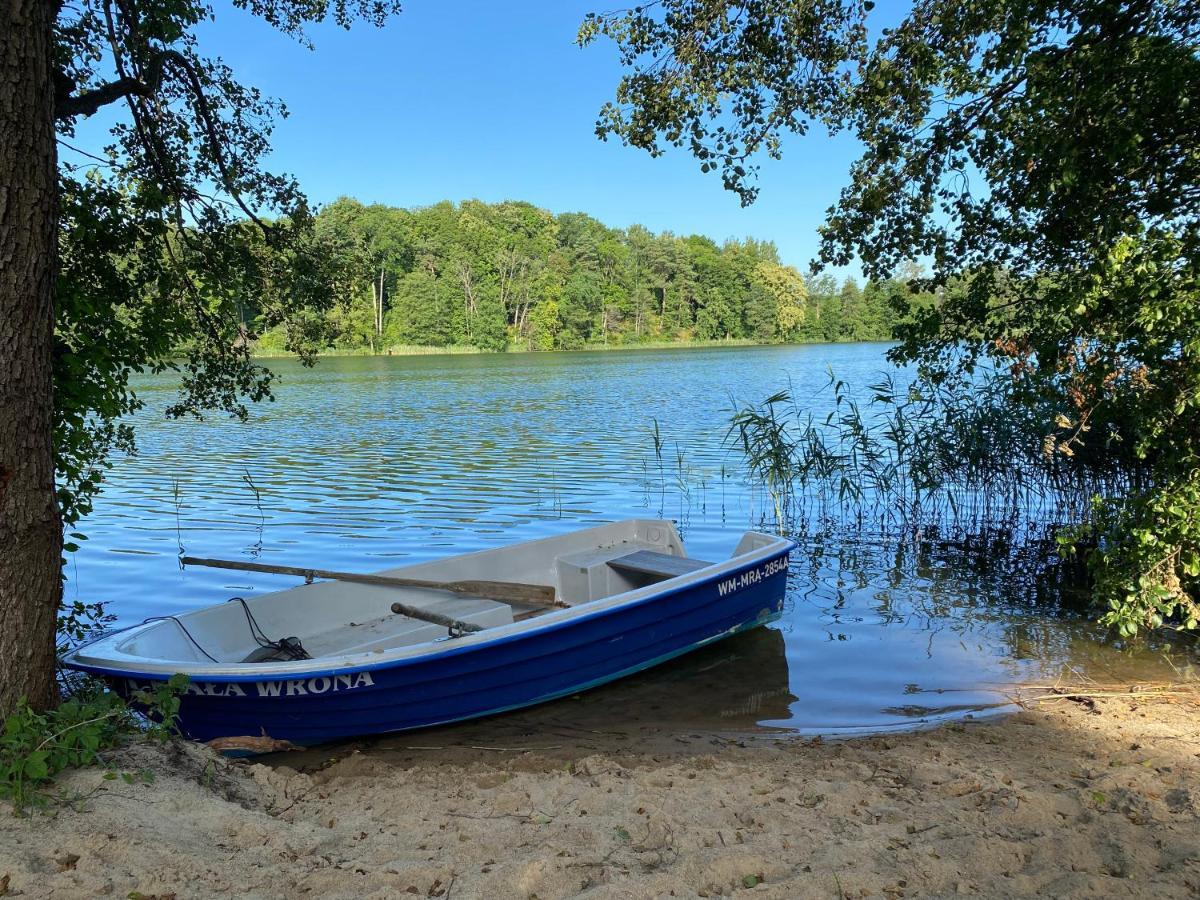 Miedzy Wodami - Domki Na Mazurach Mikołajki Exteriör bild